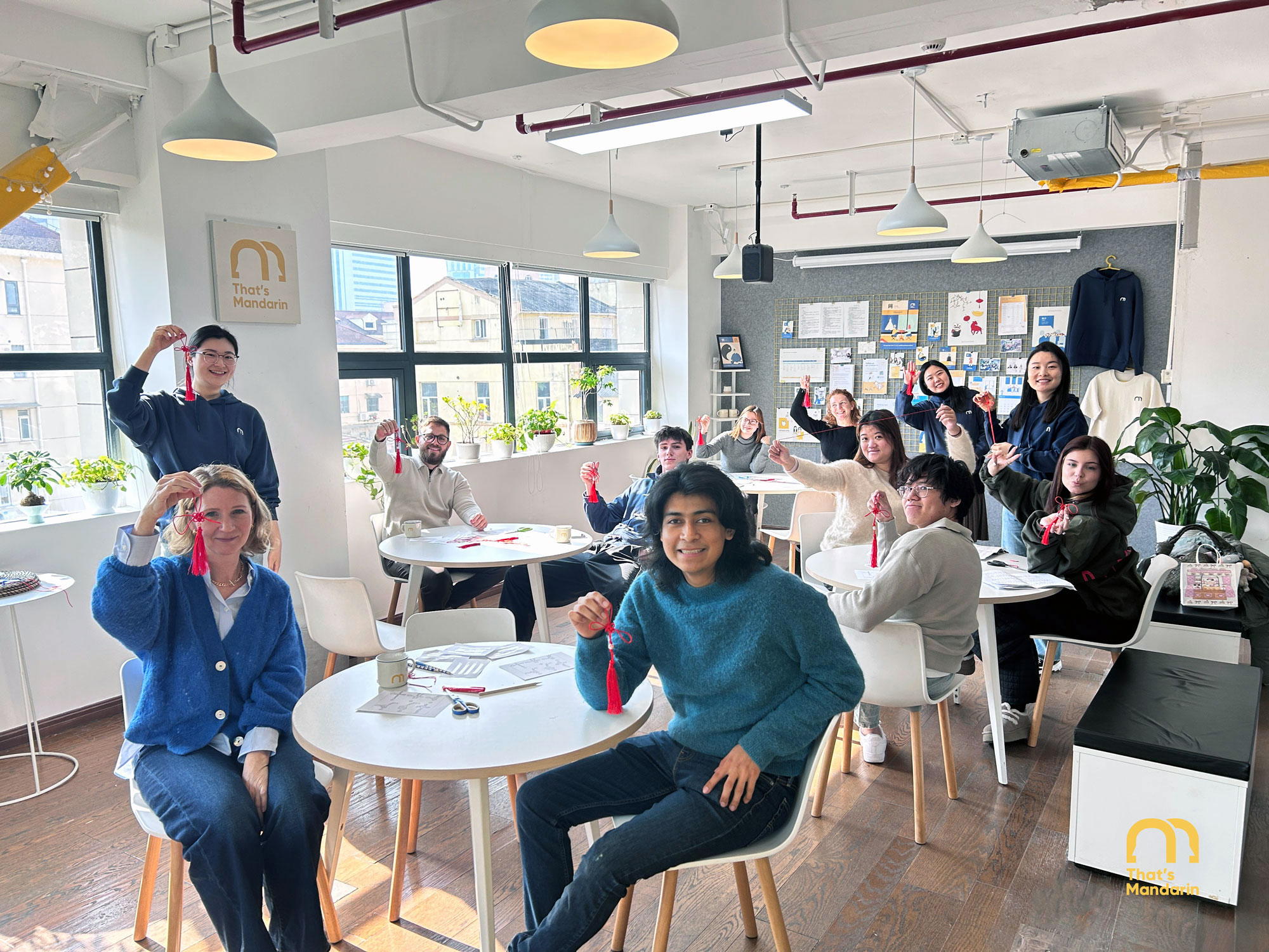 Making Chinese Knots | That's Mandarin Activities